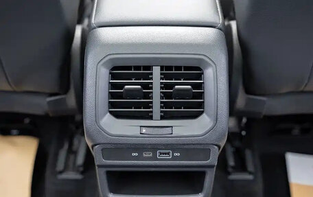 Volkswagen Tharu, 2022 год, 1 980 999 рублей, 12 фотография