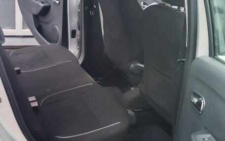 Renault Sandero II рестайлинг, 2019 год, 895 000 рублей, 5 фотография