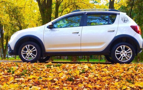 Renault Sandero II рестайлинг, 2019 год, 895 000 рублей, 14 фотография