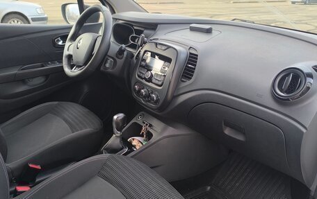 Renault Kaptur I рестайлинг, 2019 год, 990 000 рублей, 2 фотография