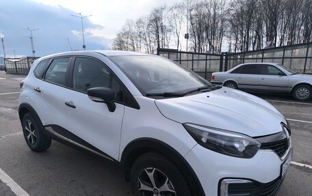 Renault Kaptur I рестайлинг, 2019 год, 990 000 рублей, 7 фотография