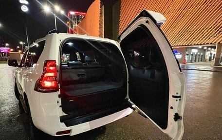 Toyota Land Cruiser Prado 150 рестайлинг 2, 2016 год, 3 900 000 рублей, 4 фотография