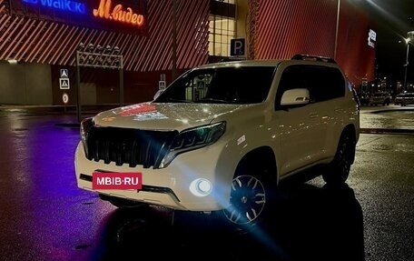 Toyota Land Cruiser Prado 150 рестайлинг 2, 2016 год, 3 900 000 рублей, 3 фотография