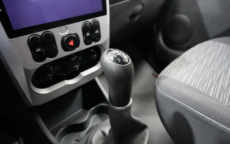 Renault Sandero I, 2013 год, 696 000 рублей, 10 фотография