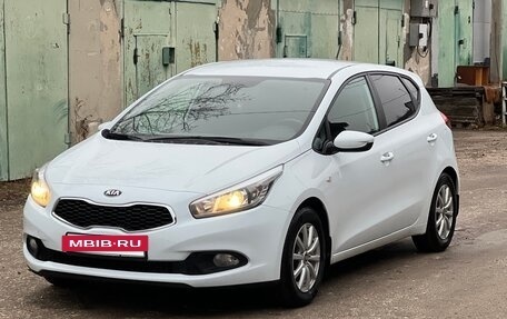 KIA cee'd III, 2015 год, 1 130 000 рублей, 3 фотография