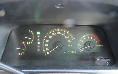 Toyota Grand HiAce I, 2000 год, 1 220 000 рублей, 13 фотография