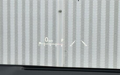 Toyota Corolla, 2022 год, 1 370 000 рублей, 10 фотография