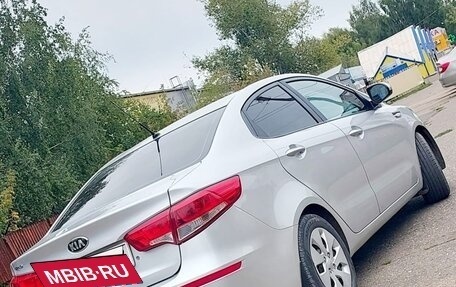 KIA Rio III рестайлинг, 2016 год, 730 000 рублей, 3 фотография
