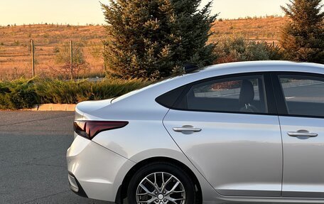 Hyundai Solaris II рестайлинг, 2018 год, 1 390 000 рублей, 5 фотография