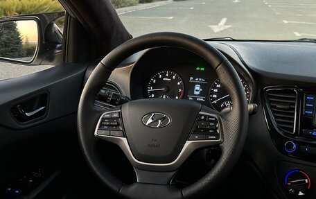 Hyundai Solaris II рестайлинг, 2018 год, 1 390 000 рублей, 22 фотография