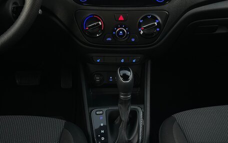 Hyundai Solaris II рестайлинг, 2018 год, 1 390 000 рублей, 26 фотография