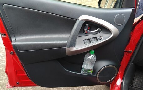 Toyota RAV4, 2006 год, 1 080 000 рублей, 11 фотография