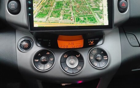 Toyota RAV4, 2006 год, 1 080 000 рублей, 19 фотография