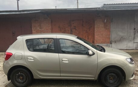 Renault Sandero II рестайлинг, 2014 год, 750 000 рублей, 4 фотография