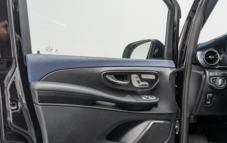 Mercedes-Benz EQV, 2022 год, 6 990 000 рублей, 28 фотография