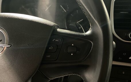 Opel Zafira Life I, 2020 год, 2 520 000 рублей, 19 фотография