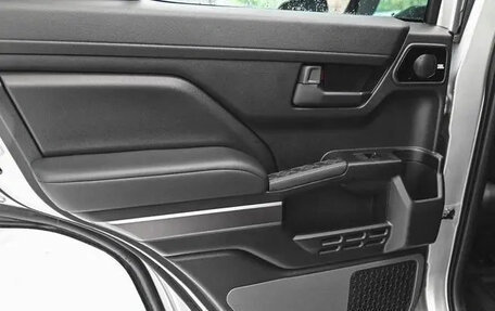 Toyota 4Runner, 2025 год, 8 800 000 рублей, 10 фотография