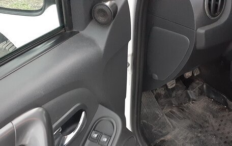 Renault Duster I рестайлинг, 2016 год, 1 350 000 рублей, 13 фотография