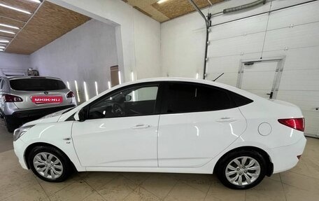 Hyundai Solaris II рестайлинг, 2015 год, 1 157 000 рублей, 3 фотография