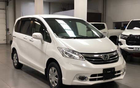 Honda Freed I, 2013 год, 1 150 000 рублей, 6 фотография