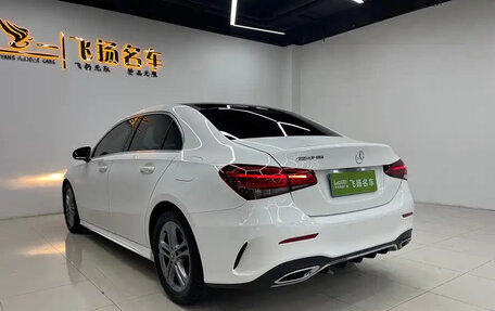 Mercedes-Benz A-Класс, 2022 год, 1 690 000 рублей, 5 фотография