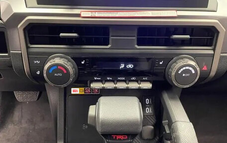 Toyota 4Runner, 2025 год, 9 000 000 рублей, 9 фотография