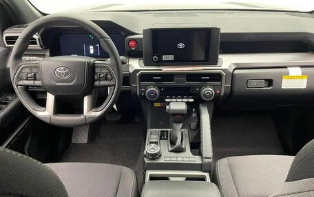Toyota 4Runner, 2025 год, 9 000 000 рублей, 8 фотография