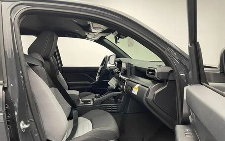 Toyota 4Runner, 2025 год, 9 000 000 рублей, 17 фотография