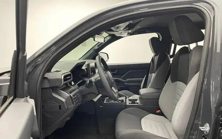 Toyota 4Runner, 2025 год, 9 000 000 рублей, 21 фотография