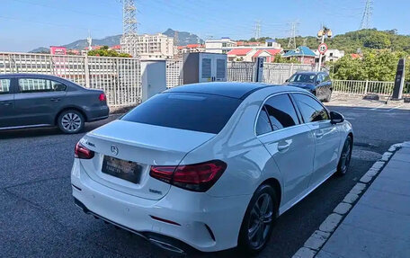 Mercedes-Benz A-Класс, 2022 год, 2 213 690 рублей, 3 фотография