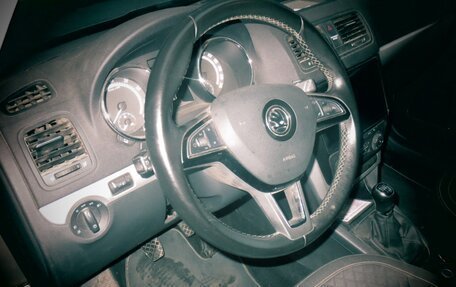 Skoda Yeti I рестайлинг, 2017 год, 1 200 000 рублей, 5 фотография