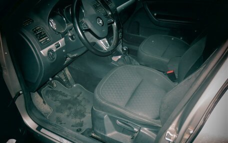 Skoda Yeti I рестайлинг, 2017 год, 1 200 000 рублей, 9 фотография