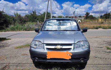 Chevrolet Niva I рестайлинг, 2014 год, 590 000 рублей, 1 фотография
