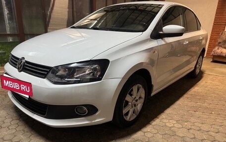 Volkswagen Polo VI (EU Market), 2015 год, 860 000 рублей, 8 фотография