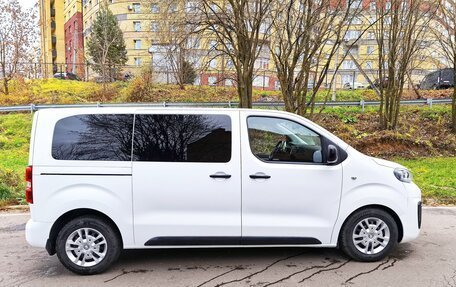 Peugeot Traveller I, 2018 год, 2 450 000 рублей, 6 фотография