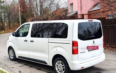 Peugeot Traveller I, 2018 год, 2 450 000 рублей, 11 фотография