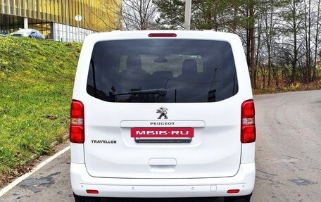 Peugeot Traveller I, 2018 год, 2 450 000 рублей, 9 фотография