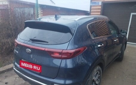 KIA Sportage IV рестайлинг, 2019 год, 2 000 000 рублей, 5 фотография