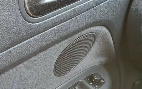 Volkswagen Golf Plus II, 2013 год, 800 000 рублей, 19 фотография