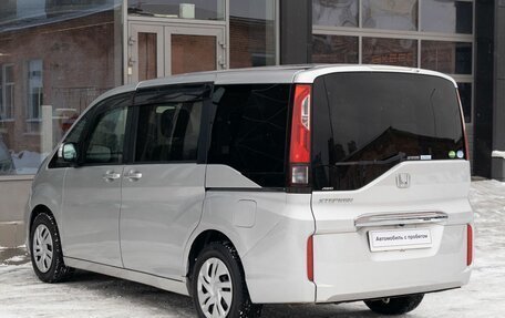 Honda Stepwgn IV, 2019 год, 1 870 000 рублей, 7 фотография