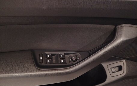 Volkswagen Passat B8 рестайлинг, 2017 год, 1 682 000 рублей, 10 фотография