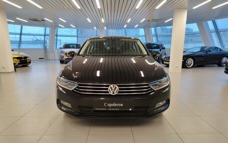 Volkswagen Passat B8 рестайлинг, 2017 год, 1 682 000 рублей, 3 фотография