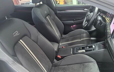 Volkswagen Golf VIII, 2022 год, 1 939 001 рублей, 7 фотография