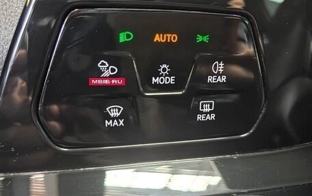 Volkswagen Golf VIII, 2022 год, 1 939 001 рублей, 6 фотография