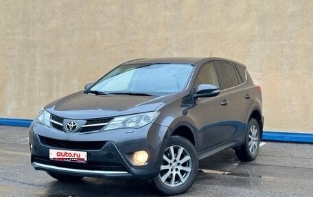 Toyota RAV4, 2013 год, 1 680 000 рублей, 1 фотография
