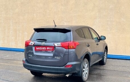 Toyota RAV4, 2013 год, 1 680 000 рублей, 3 фотография