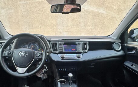 Toyota RAV4, 2013 год, 1 680 000 рублей, 10 фотография