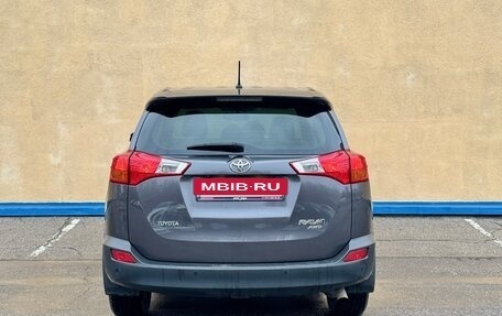 Toyota RAV4, 2013 год, 1 680 000 рублей, 4 фотография