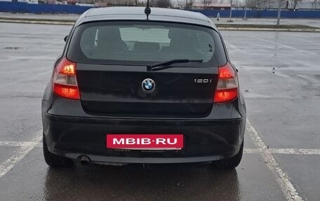 BMW 1 серия, 2006 год, 850 000 рублей, 11 фотография