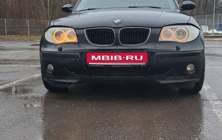 BMW 1 серия, 2006 год, 850 000 рублей, 7 фотография